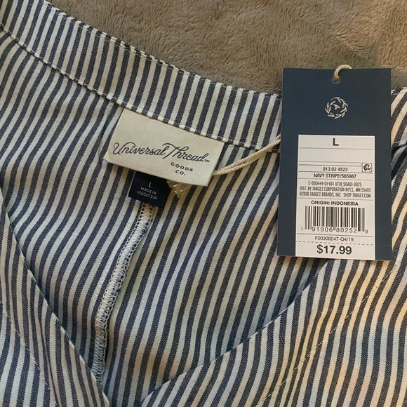 NWT universal thread blouse - Picture 4 of 5